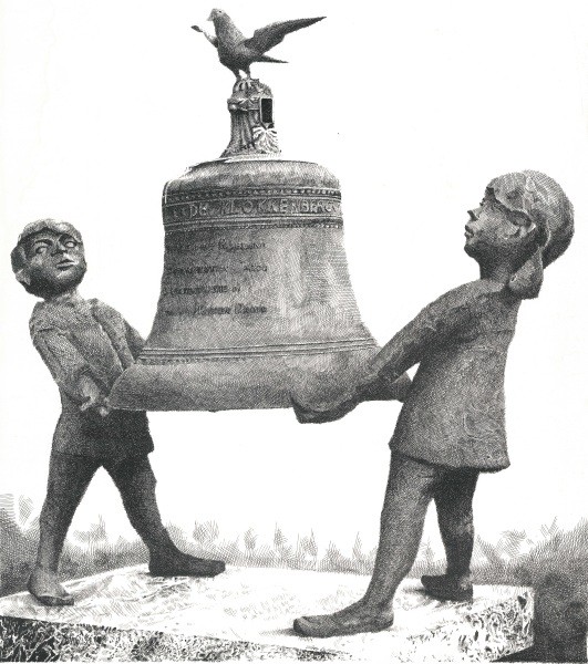 Monument<i class='fa-solid fa-minus'></i>